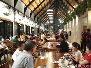 5 Tempat Wisata di Solo Buat Kamu yang Doyan Makan 5 Tempat Wisata di Solo Buat Kamu yang Doyan Makan