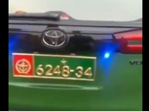 Mobil Warga Sipil Berlagak ala TNI Kena Ciduk Mobil Warga Sipil Berlagak ala TNI Kena Ciduk
