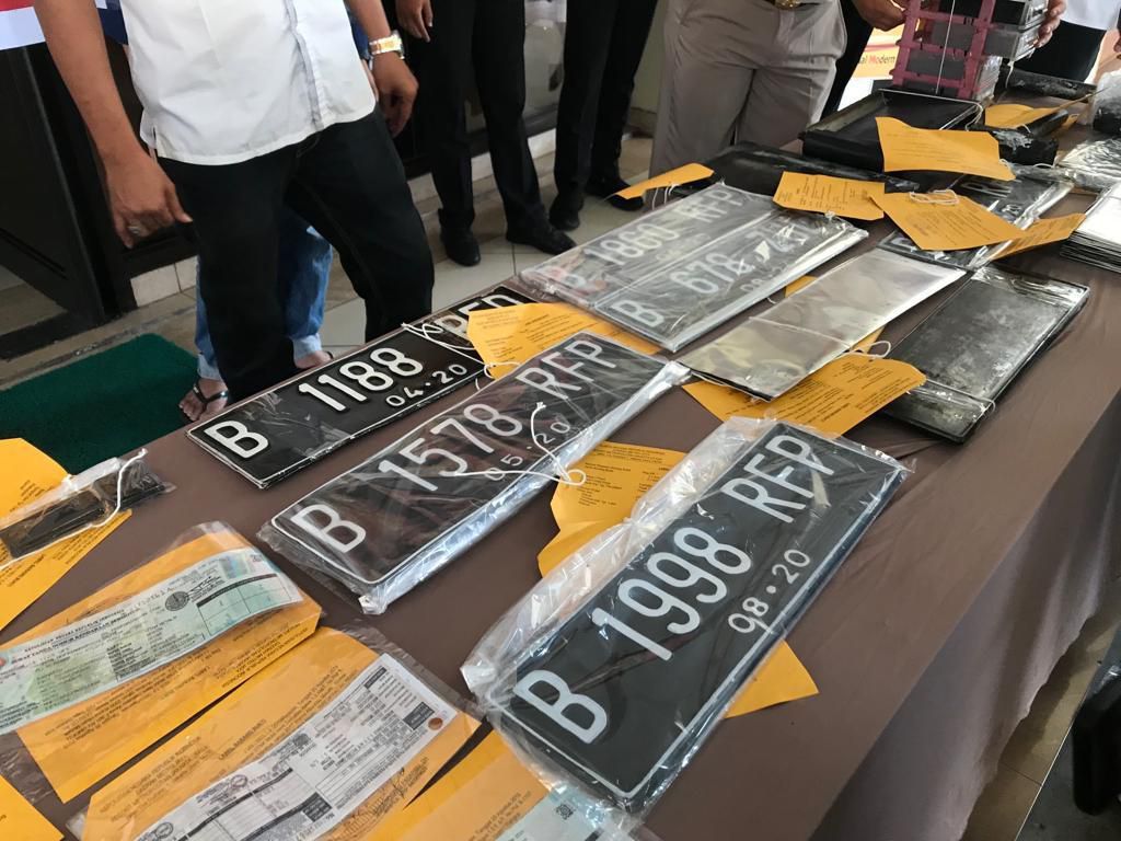 Polisi: Tak Ada Jaringan Lain di Atas Pembuat Nopol RFP Palsu Polisi: Tak Ada Jaringan Lain di Atas Pembuat Nopol RFP Palsu