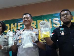 6 Toko Obat-obatan Daftar G di Bekasi Dirazia, Dijual ke Anak Muda