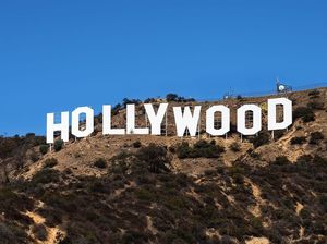 Industri Film Terganggu Virus Corona