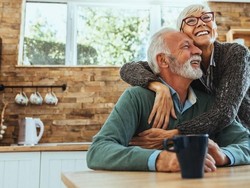 Benarkah Berpikir Positif Membuat Kita Hidup Lebih Lama?