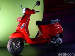 Sudah Diproduksi di Indonesia, Harga Vespa LX 125 Kok Belum Turun?