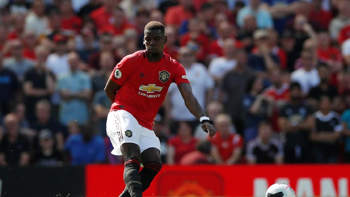 Paul Pogba masih berpeluang hengkang dari MU (Paul Childs/Action Images via Reuters)