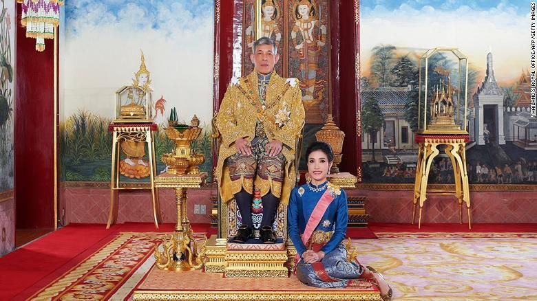 Selir Raja Thailand Sineenat Wongvajirapakdi (Thailand's Royal Office/AFP/Getty Images via CNN)