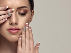 Penyebab Kuku Mudah Patah dan Cara Mengatasinya Agar Lebih Kuat