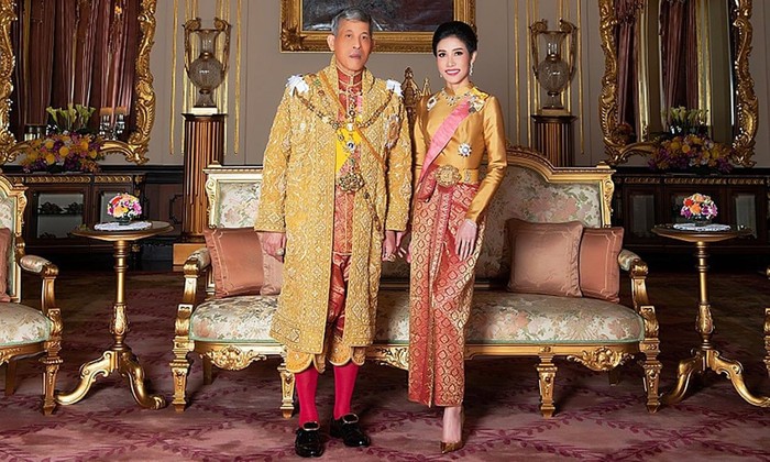 Selir Raja Thailand Sineenat Wongvajirapakdi Selir Raja Thailand Sineenat Wongvajirapakdi (HANDOUT/AFP/Getty Images)