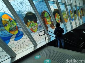 Ragam Seni yang Mempercantik Halte dan Stasiun MRT Ragam Seni yang Mempercantik Halte dan Stasiun MRT