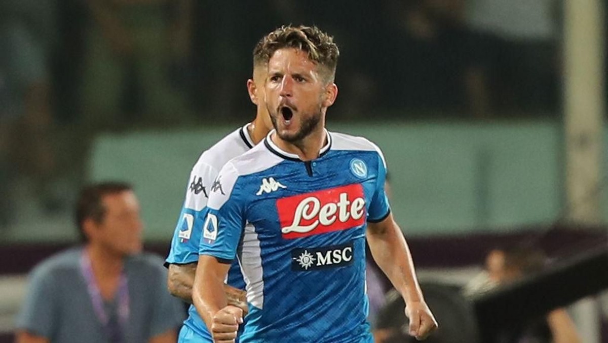 Arsenal dilaporkan berminat merekrut striker Napoli, Dries Mertens (Foto: Gabriele Maltinti/Getty Images)