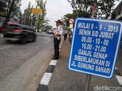 Soal Wacana Penanda Bebas Ganjil Genap Taksi Online, Anies: Ikuti Permenhub