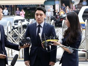 Menang Banding, Hukuman Penjara Seungri Dikurangi 1,5 Tahun Menang Banding, Hukuman Penjara Seungri Dikurangi 1,5 Tahun