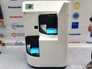 Baterai Swap Motor Listrik Bakal Tersedia di Alfamart Baterai Swap Motor Listrik Bakal Tersedia di Alfamart