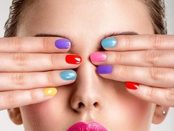 Ukrainian Manicure, Tren Kuku Populer Saingi Russian Manicure
