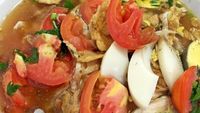 Yuk, Sarapan Bubur Ayam Samarinda yang Unik Berkuah Gurih!