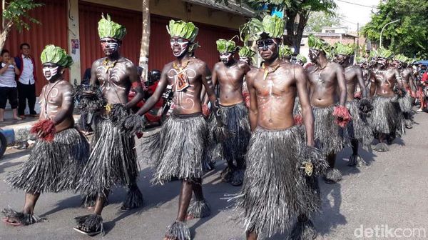 Pesan Cinta Pemuda Pasuruan untuk Papua