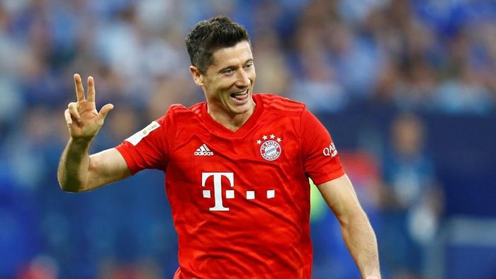JUDI ONLINE Striker Bayern Munich Robert Lewandowski membidik 300 gol di Liga Jerman. Foto: Ralph Orlowski / Reuters