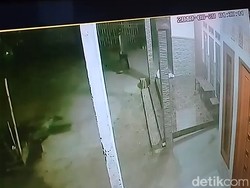 Aksi Pembuangan Bayi di Kudus Terekam CCTV