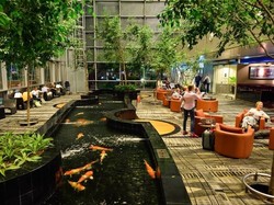 Tips Habiskan Waktu Transit di Bandara Changi Singapura