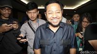 Tawa Setya Novanto di Sidang PK Perdana