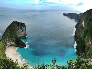 Nusa Penida Makin Menarik untuk Wisata Religi Warga Bali