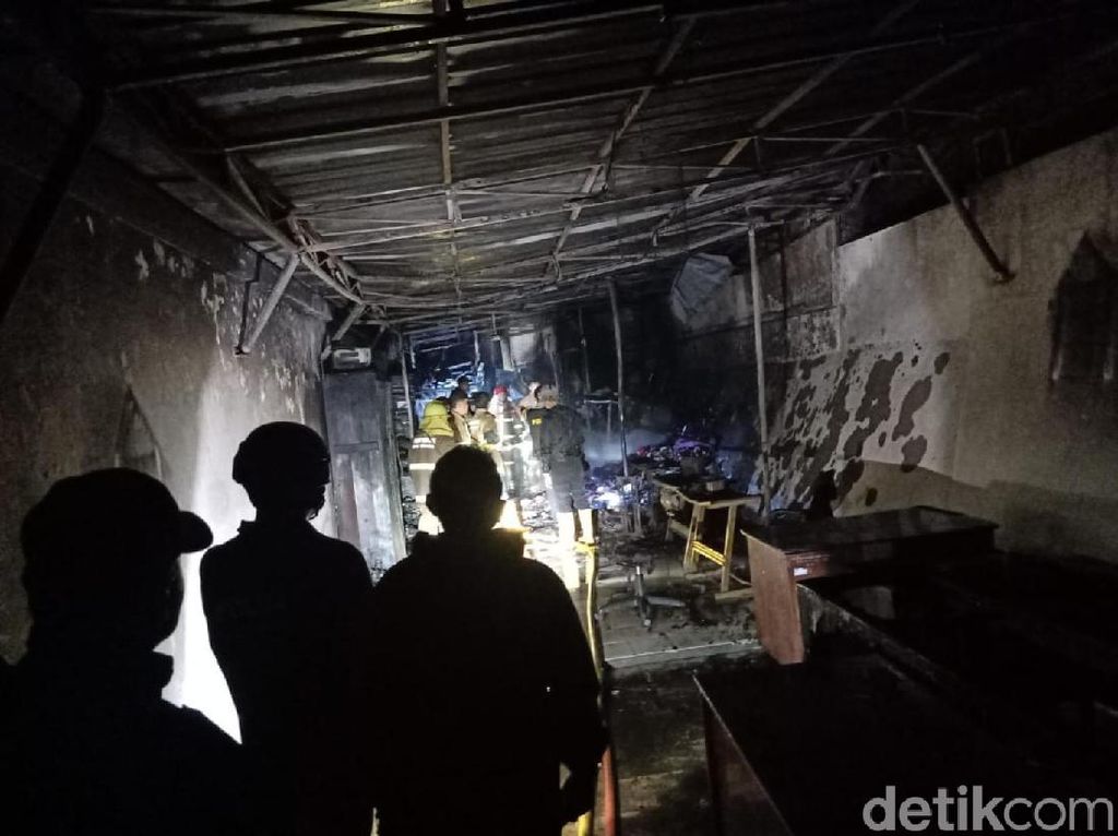 Penjara Nyomplong Sukabumi Terbakar, Kalapas: Situasi Kondusif Penjara Nyomplong Sukabumi Terbakar, Kalapas: Situasi Kondusif