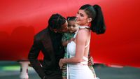 So Cute, Stormi Webster Tampil Perdana di Red Carpet Bareng Kylie Jenner