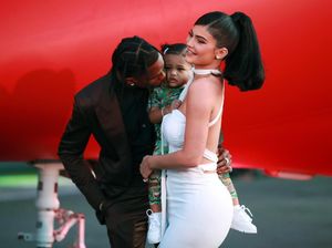 So Cute, Stormi Webster Tampil Perdana di Red Carpet Bareng Kylie Jenner