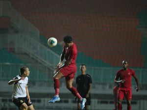 Selesaikan 2 Uji Coba, Simon Kantongi Dua Formasi untuk Lawan Malaysia Selesaikan 2 Uji Coba, Simon Kantongi Dua Formasi untuk Lawan Malaysia