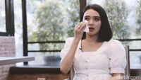 Tawa dan Tangis Wika Salim Mengenang Masa Lalu