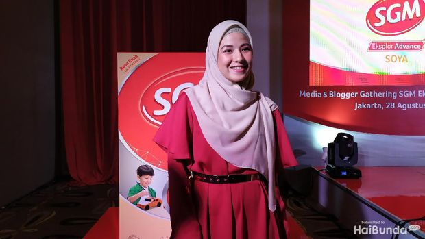 Natasha Rizky