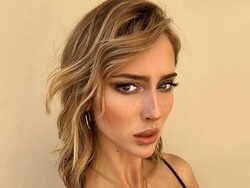 Pertama Kalinya, Chanel Pakai Model Transgender untuk Iklan Kecantikan