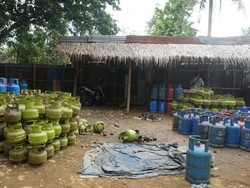 Polisi Gerebek Lokasi Pengoplosan Gas Elpiji di Langkat, 4 Pekerja Diamankan