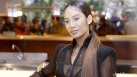 Seksinya Tara Basro dengan Dress Transparan di Premiere Gundala