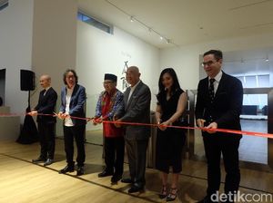 Pameran Tunggal Perupa Xu Bing di Jakarta Resmi Dibuka