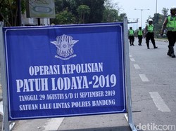 Pelanggar Operasi Patuh di Jabar Mayoritas Pemotor Tak Berhelm