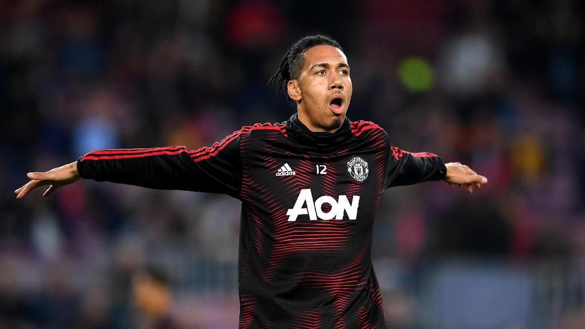 Bek tengah Man United Chris Smalling akan bergabung AS Roma? (Foto: Matthias Hangst / Getty Images)