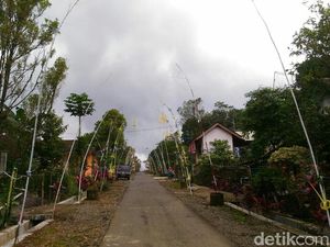 Kades di Banyuwangi Bantah Desanya Jadi Lokasi KKN Desa Penari Kades di Banyuwangi Bantah Desanya Jadi Lokasi KKN Desa Penari