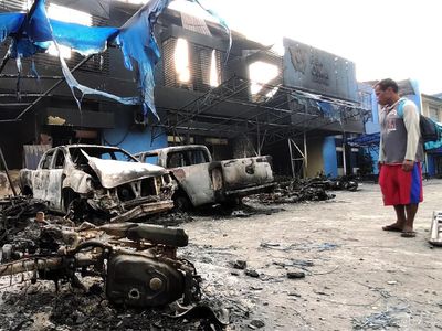 Penampakan Bangunan-bangunan Terbakar di Jayapura Pasca Rusuh