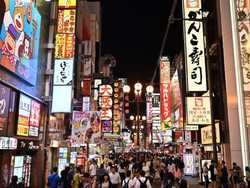 Bye-bye Overtourism, Osaka Akan Tarik Pajak Turis Tahun 2025