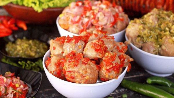 Huaaaah! Pedas Nendang Pentol Mercon yang Pasti Bikin Melek