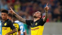 Urutan delapan masih terkait Dortmund. Melepas Paco Alcacer ke Villarreal, Dortmund mengantongi uang sebesar 23 juta euro. (Wolfgang Rattay/Reuters)
