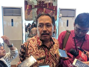 Video Prosesi Doa-Pemakaman Deputi BNPB Wisnu Widjaja