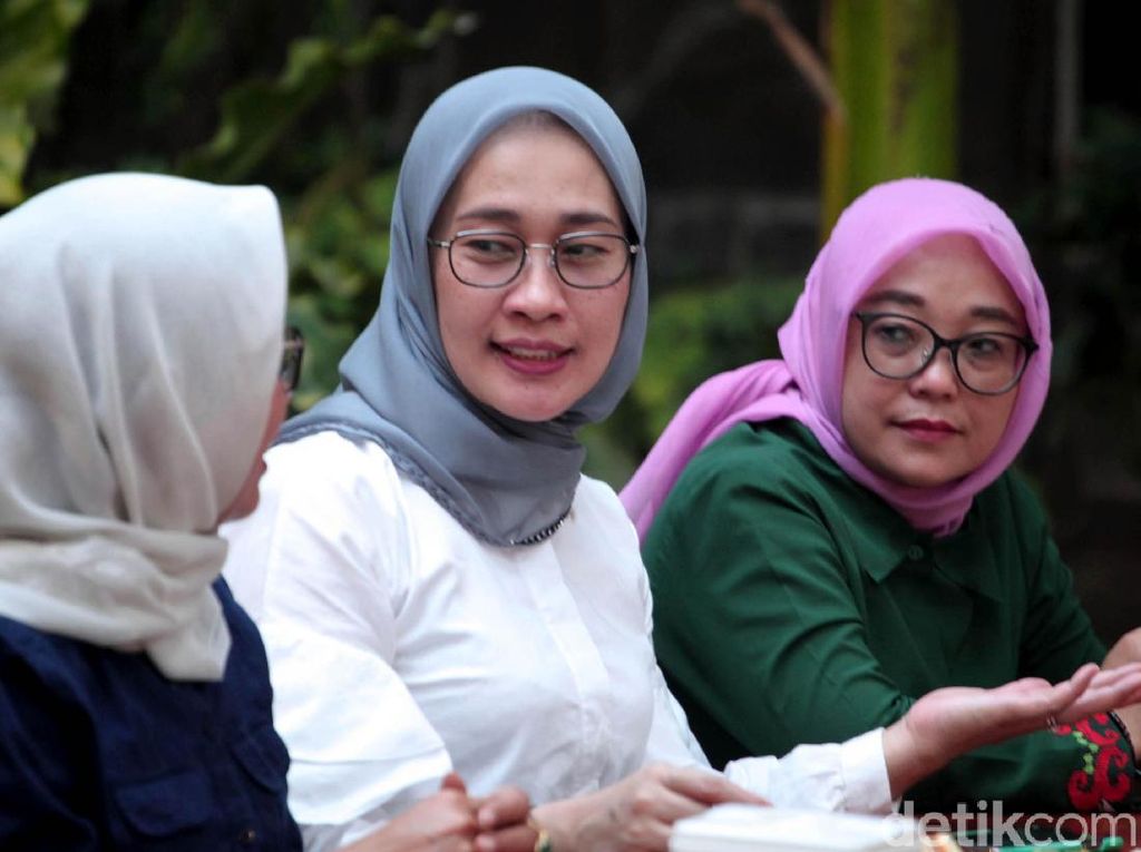 Pesan untuk 7 Kader Fatayat NU yang Besok Dilantik Jadi Anggota DPR Pesan untuk 7 Kader Fatayat NU yang Besok Dilantik Jadi Anggota DPR
