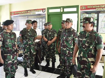 Panglima TNI Meninjau Pos Motaain PLBN di Atambua