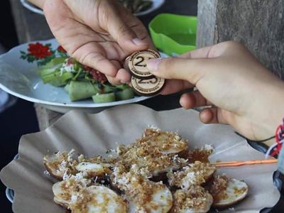 Foto: Belanja di Pasar Minggu Lombok Utara, Tidak Pakai Rupiah