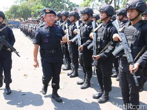 250 Personel Brimob dari Jambi Diberangkatkan ke Papua 250 Personel Brimob dari Jambi Diberangkatkan ke Papua