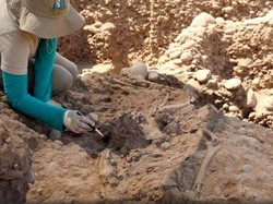 Arkeolog Temukan Kuburan 200-an Anak yang Dikorbankan Massal