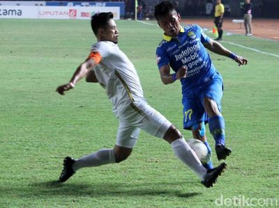 Persib Menang Tipis Atas PSS Sleman
