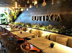 Mau Santap Malam Romantis Berdua ? Ini 5 Tempat yang Bisa Jadi Pilihan