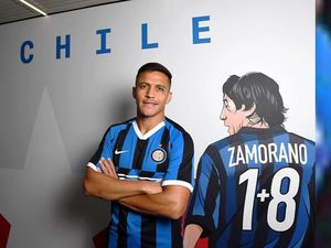 Transaksi Ambyar MU: Pinjamkan Alexis Sanchez tapi Masih Bayar Gajinya